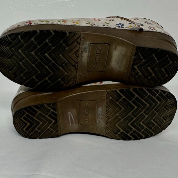 Sanita - Made in Poland - Floral on Cream Suede Background Clogs - Picture 6 of 10